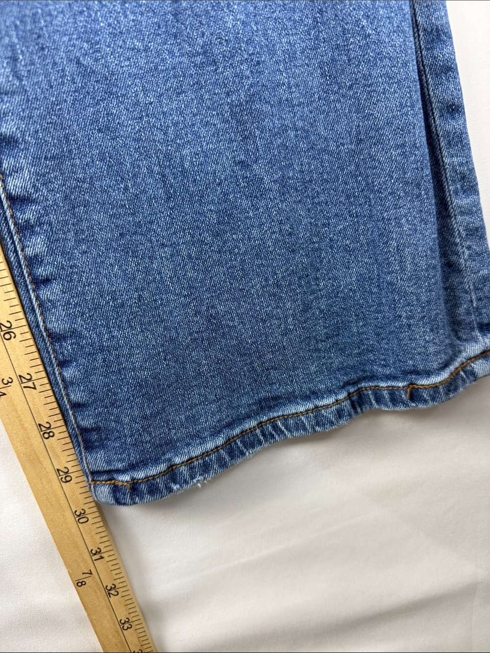 Kut from the Kloth Nadia Flare High Rise Distressed Jeans – Women's Size 6 - Picture 2 of 10